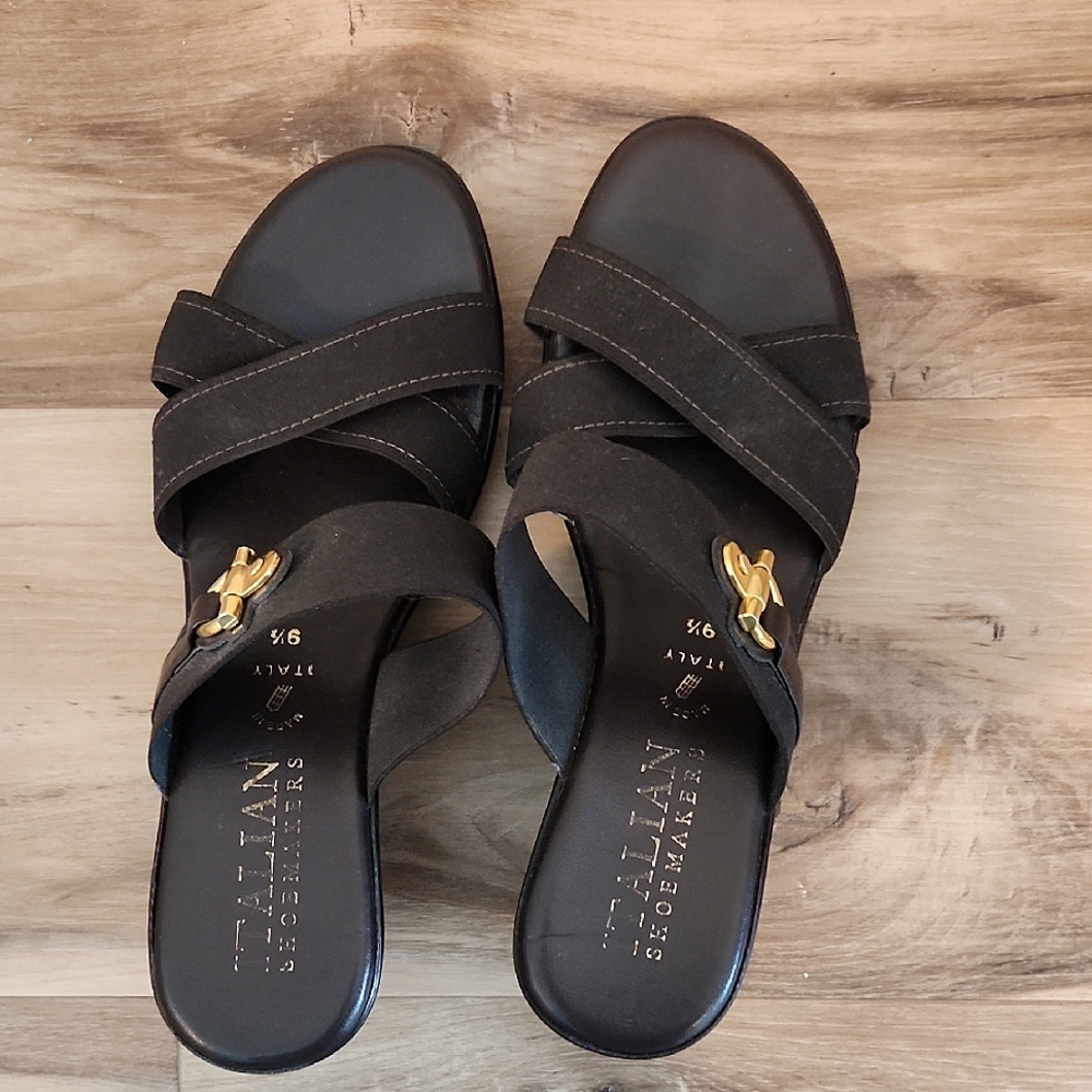Italian Shoemakers Brown Sandals Size 9 1/2